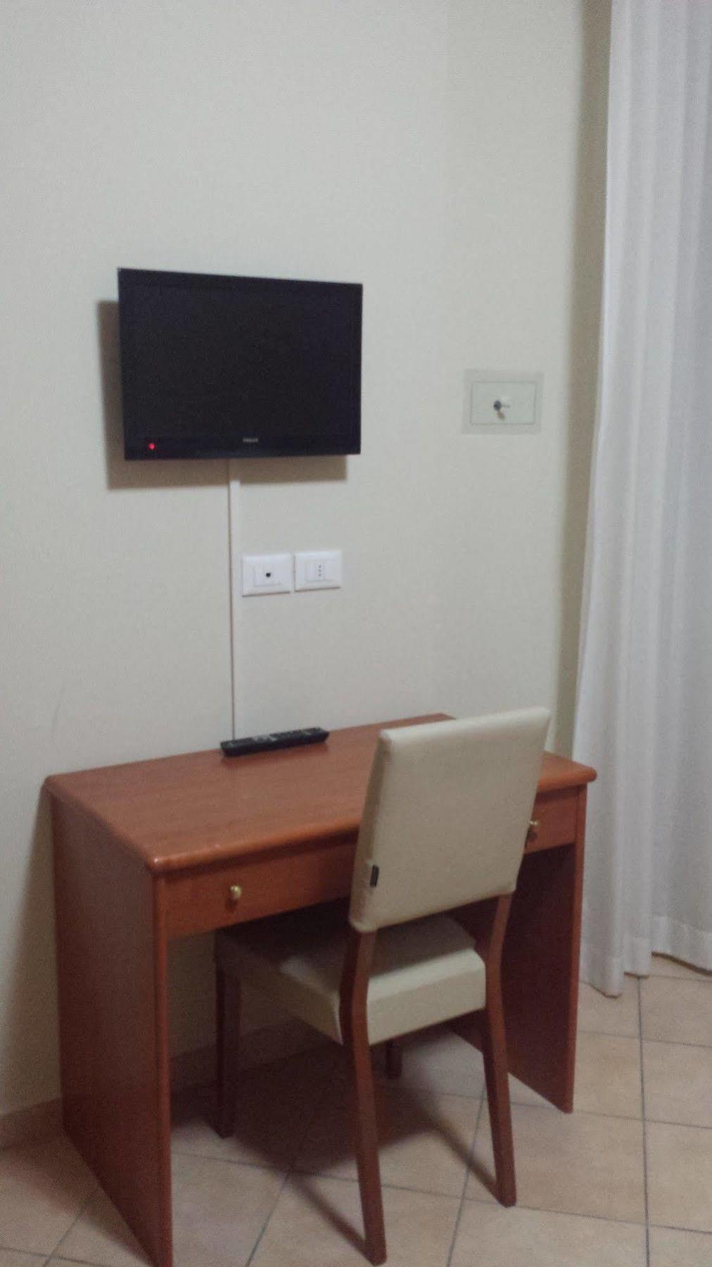 Perticari Hotel Pesaro Eksteriør billede
